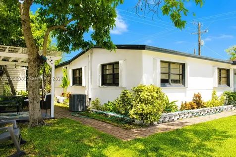 7061 Moseley Street Hollywood FL 33024