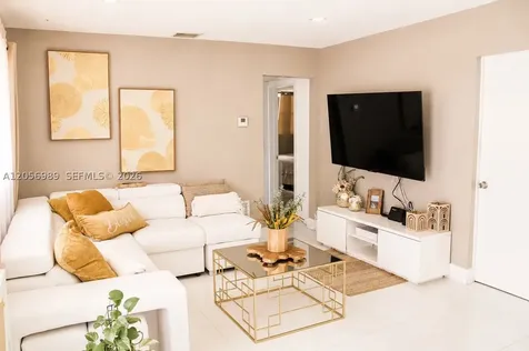 7061 Moseley Street Hollywood FL 33024
