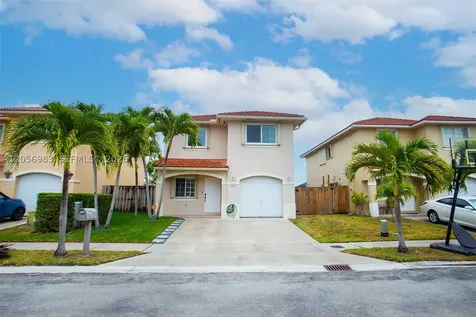 8949 SW 214th Street Cutler Bay FL 33189