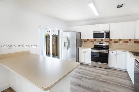 8949 SW 214th Street Cutler Bay FL 33189