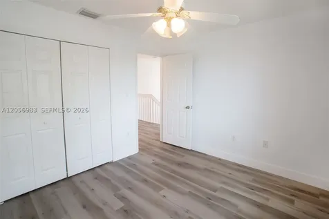 8949 SW 214th Street Cutler Bay FL 33189