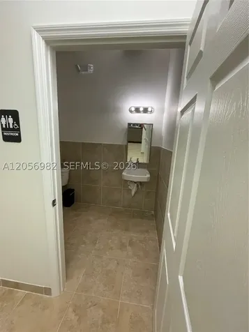 951 Sansburys Way West Palm Beach FL 33411