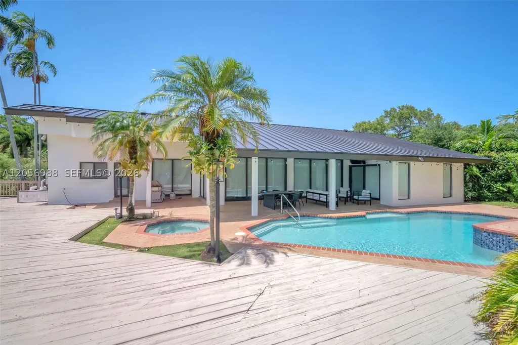 3180 N 36th Street Hollywood FL 33021