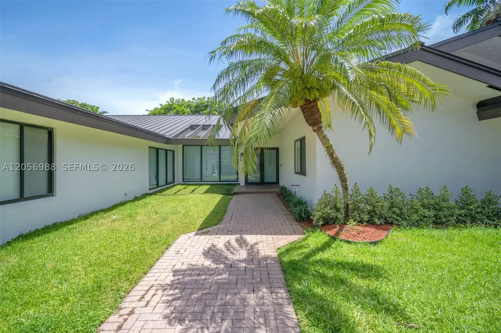 3180 N 36th Street Hollywood FL 33021