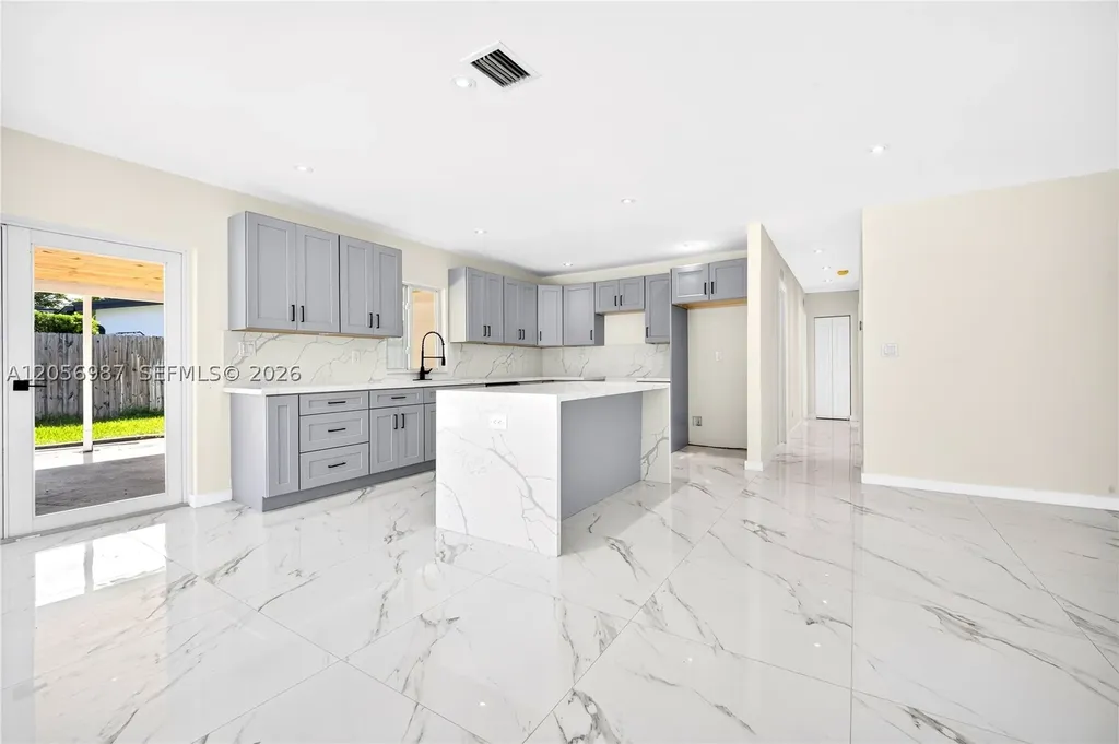 5715 Jackson Street Hollywood FL 33023