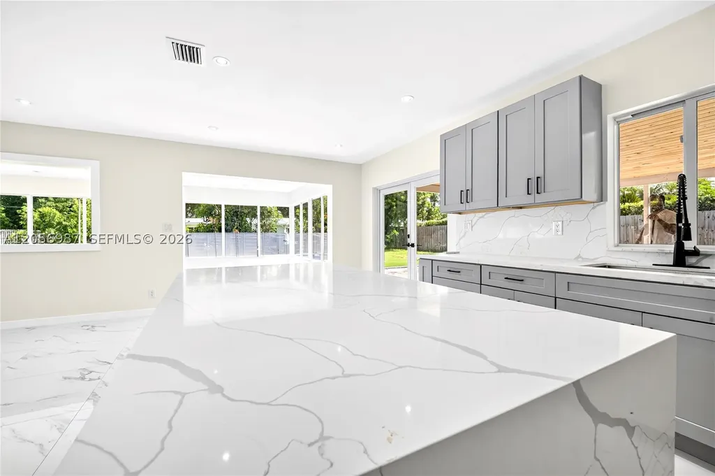5715 Jackson Street Hollywood FL 33023