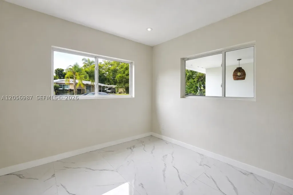 5715 Jackson Street Hollywood FL 33023
