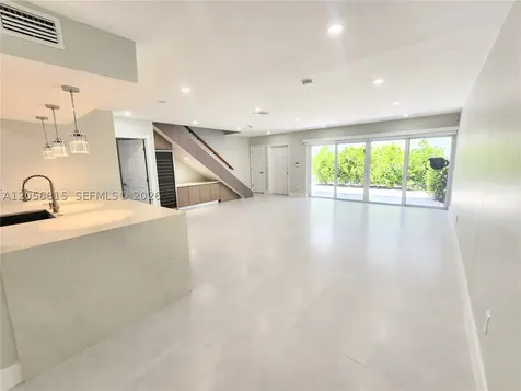 7342 Gary Avenue Miami Beach FL 33141