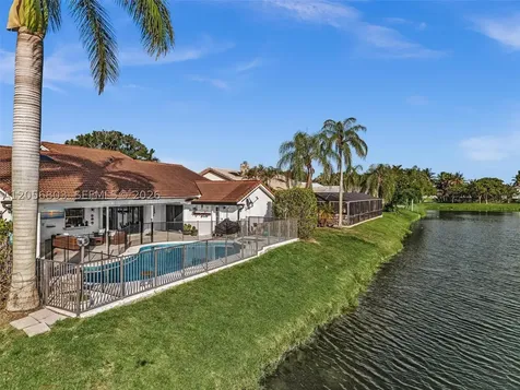 1661 NW 100th Way Plantation FL 33322