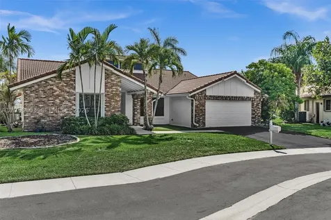 1661 NW 100th Way Plantation FL 33322