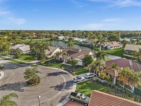 1661 NW 100th Way Plantation FL 33322