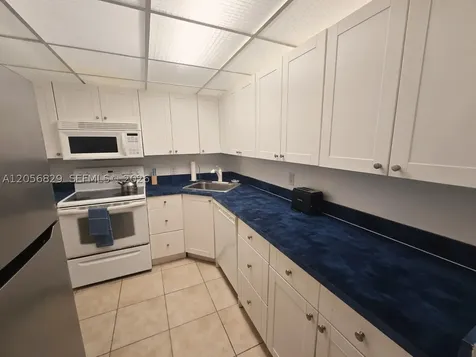 800 West Avenue Miami Beach FL 33139