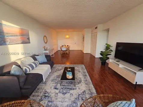 800 West Avenue Miami Beach FL 33139