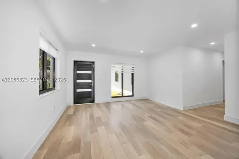 3052 SW 26th Street Miami FL 33133