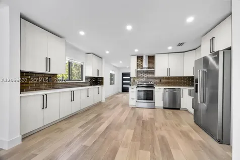 3052 SW 26th Street Miami FL 33133