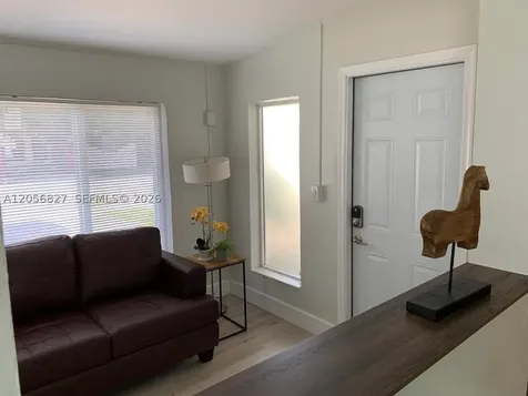 Hallandale Beach FL 33009