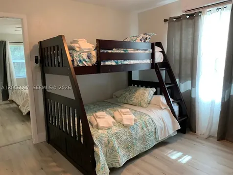 Hallandale Beach FL 33009