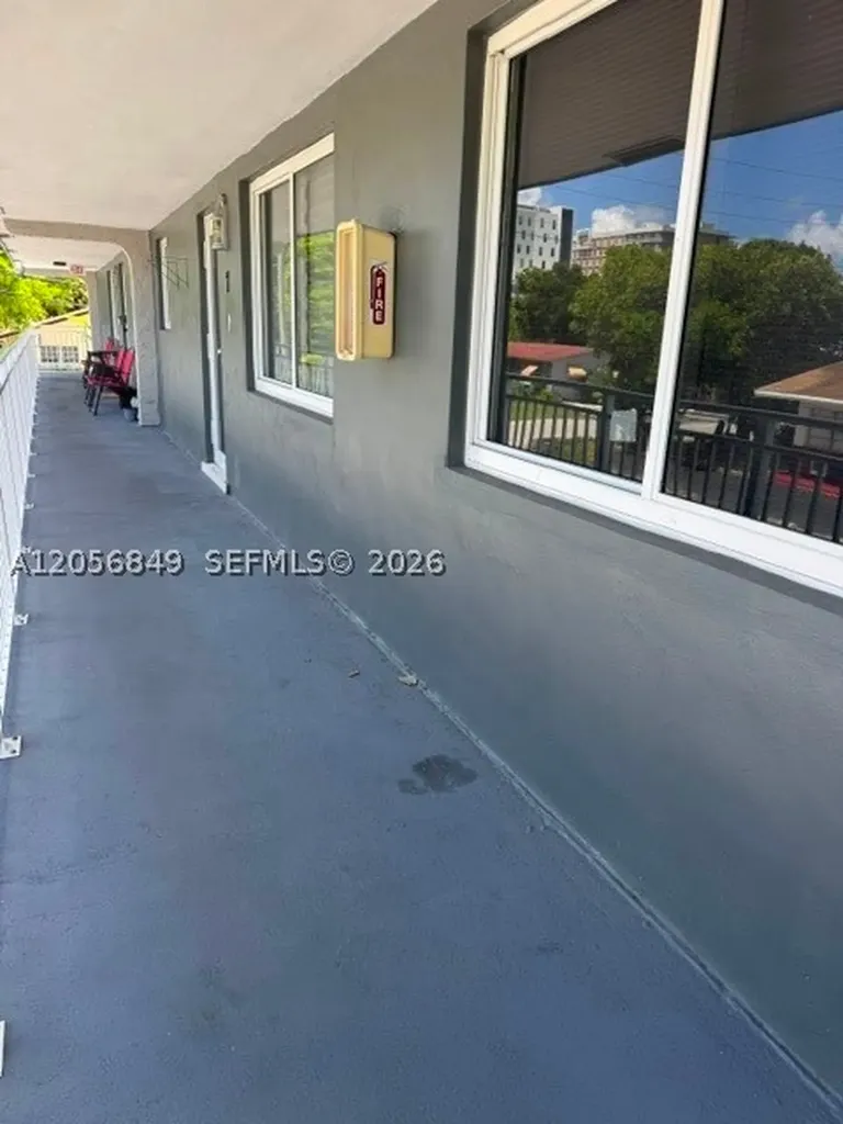 920 SE 2nd Avenue Hallandale Beach FL 33009
