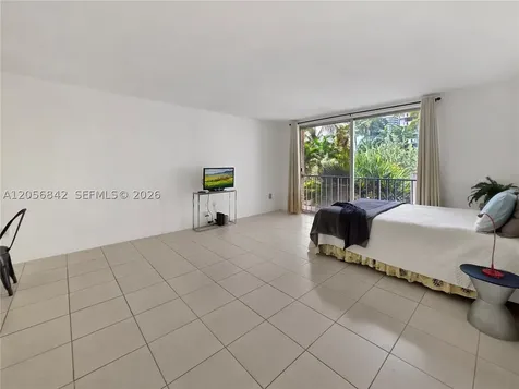 800 West Avenue Miami Beach FL 33139