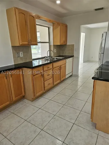 1400 NW 90th Way Plantation FL 33322