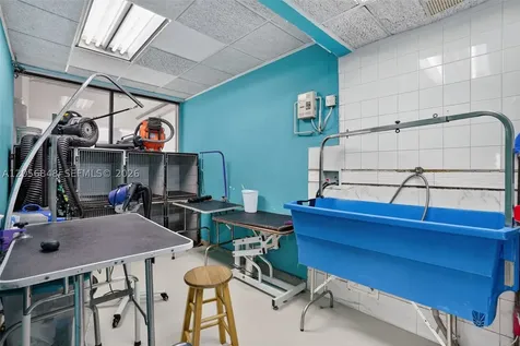 Dog Grooming Shop For Sale In Miami Miami FL 33173