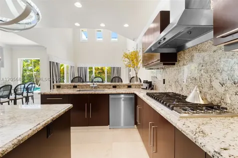 275 189th Terrace Sunny Isles Beach FL 33160