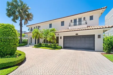 275 189th Terrace Sunny Isles Beach FL 33160