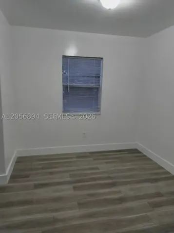 2025 NW 91 Miami FL 33147