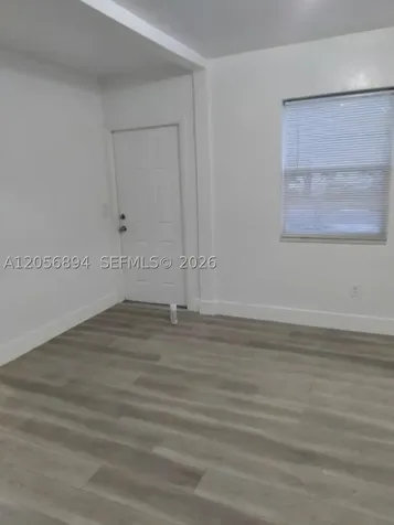 2025 NW 91 Miami FL 33147