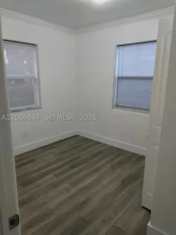 2025 NW 91 Miami FL 33147