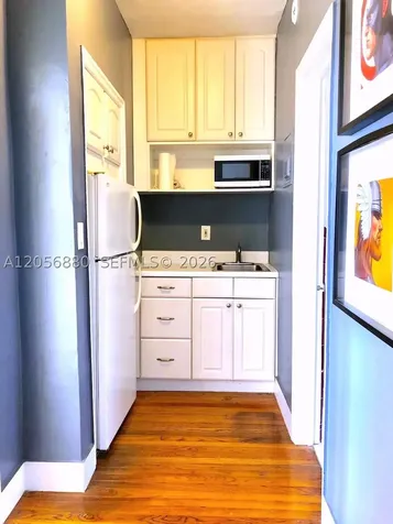 8024 Harding Avenue Miami Beach FL 33141