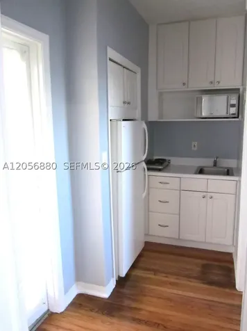 8024 Harding Avenue Miami Beach FL 33141