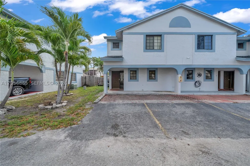 1535 SW 122nd Avenue Miami FL 33184
