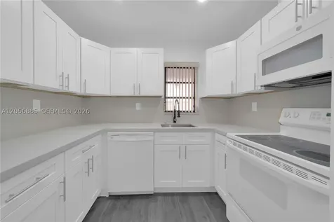 1535 SW 122nd Avenue Miami FL 33184