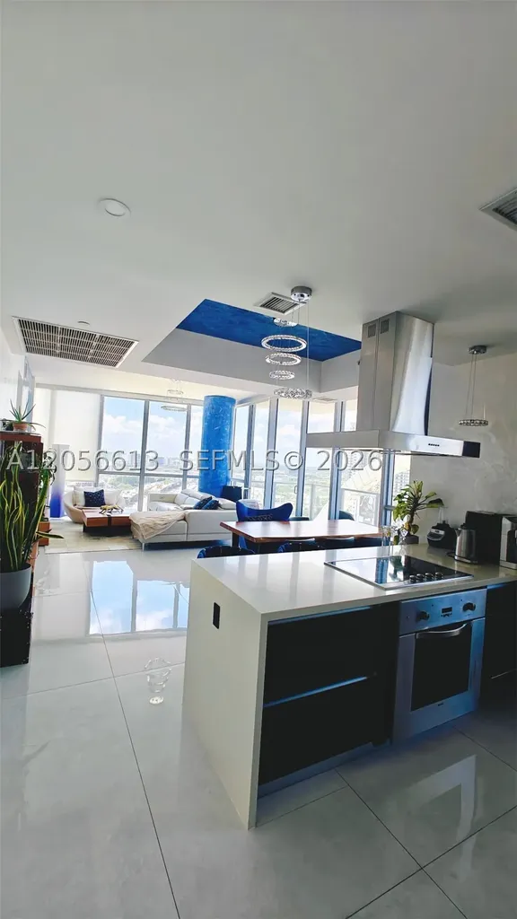 1100 Biscayne Boulevard Miami FL 33132