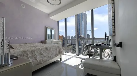 1100 Biscayne Boulevard Miami FL 33132