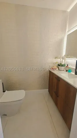 1100 Biscayne Boulevard Miami FL 33132
