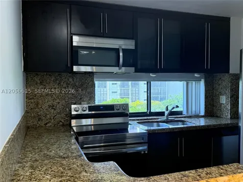 17011 N Bay Road Sunny Isles Beach FL 33160