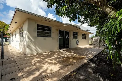3438 SW 2nd Street Miami FL 33135