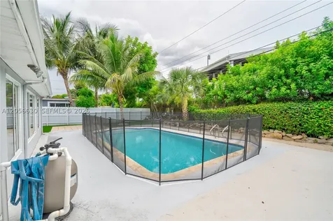 6581 NW 22nd Street Sunrise FL 33313