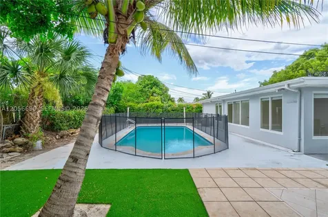 6581 NW 22nd Street Sunrise FL 33313