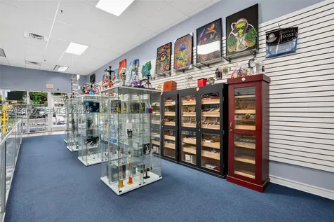 Smoke Shop For Sale In Tamiami Kendall FL 33184