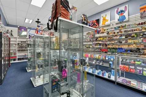 Smoke Shop For Sale In Tamiami Kendall FL 33184