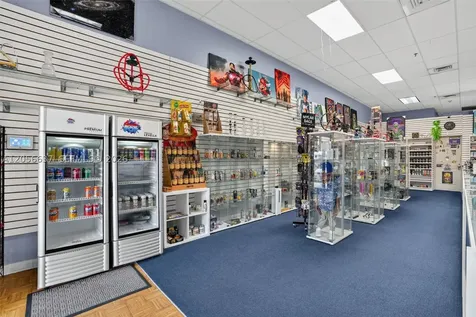 Smoke Shop For Sale In Tamiami Kendall FL 33184
