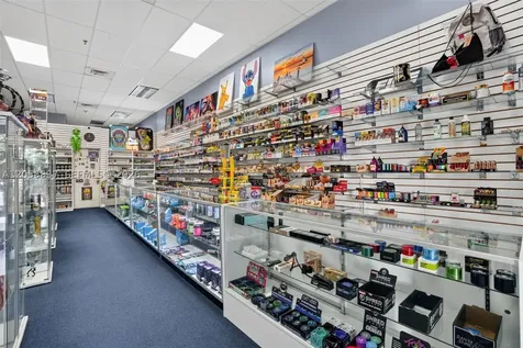 Smoke Shop For Sale In Tamiami Kendall FL 33184