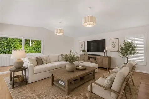 15540 SW 82nd Court Palmetto Bay FL 33157