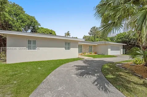 15540 SW 82nd Court Palmetto Bay FL 33157