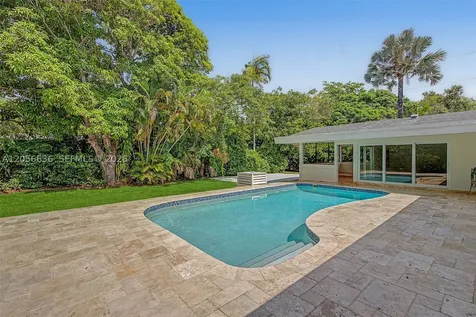 15540 SW 82nd Court Palmetto Bay FL 33157