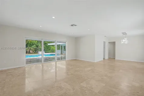 15540 SW 82nd Court Palmetto Bay FL 33157