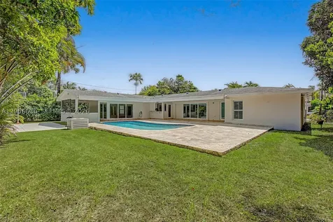15540 SW 82nd Court Palmetto Bay FL 33157